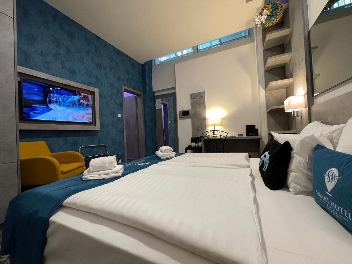 Smart Hotel Budapest & Apartments Room photo